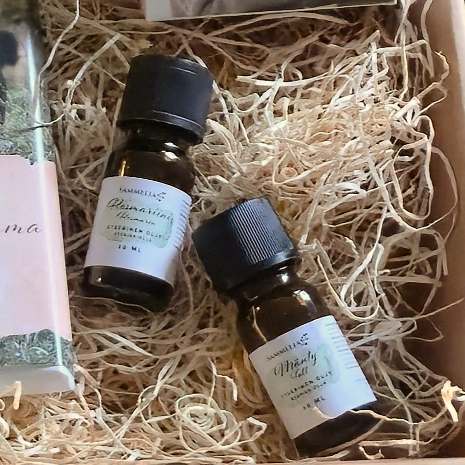 Kotoilijan joululahjapaketti - Eteeriset öljyt Rosmariini ja Mänty