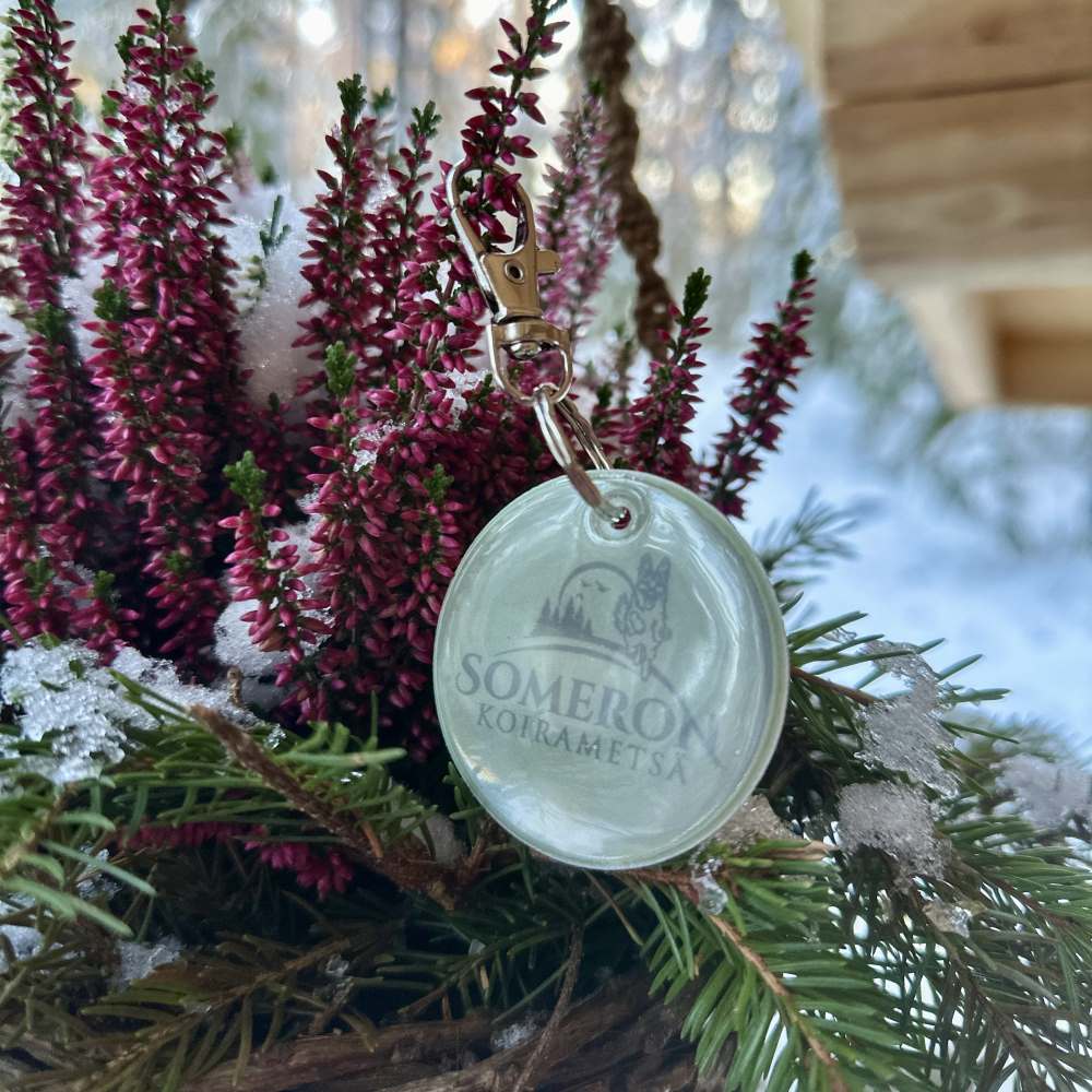 Someron Koirametsä Pehmoheijastin papukaijaklipsillä