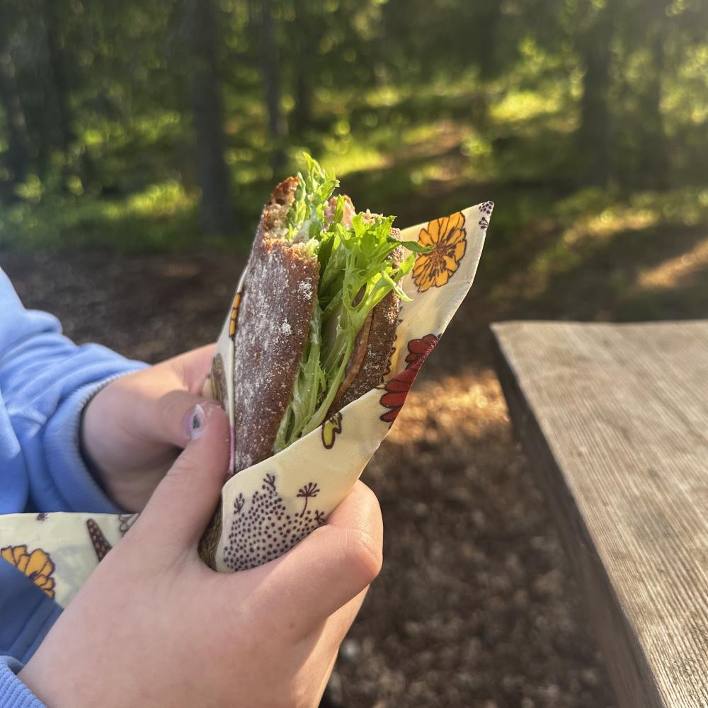 Uudelleenkäytettävä Bee's Wrap vegaaninen voileipäkääre vaihtoehto muoville